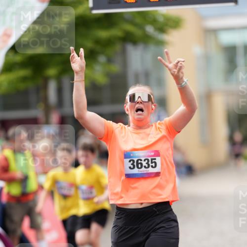 12.06.2026 - Holstenköstenlauf LAZAROV Photography http://msf.ph/oto/9740474 12.06.2026 17:56:54 Laufen 3484, 3635, 3679, 4012, 4014, 4559 meine-sportfotos.de