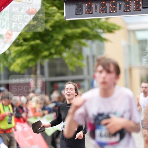 12.06.2026 - Holstenköstenlauf LAZAROV Photography http://msf.ph/oto/9740493 12.06.2026 17:56:36 Laufen 3812, 4098, 4106, 4409, 4464, 4506, 4839 meine-sportfotos.de