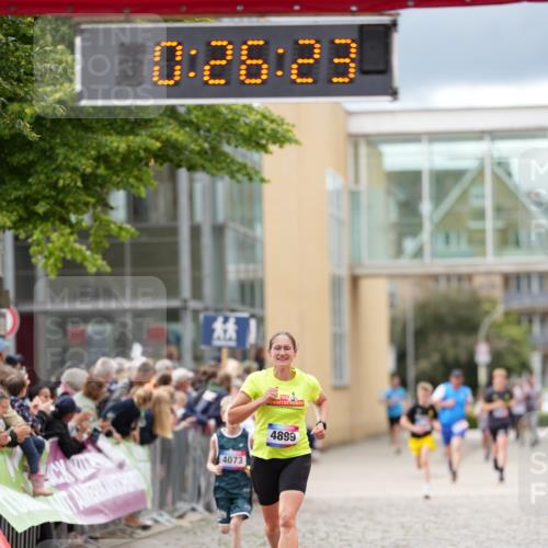 12.06.2026 - Holstenköstenlauf LAZAROV Photography http://msf.ph/oto/9740512 12.06.2026 17:56:21 Laufen 3854, 3855, 3962, 4073, 4813, 4899 meine-sportfotos.de
