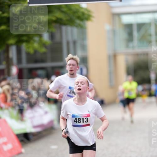 12.06.2026 - Holstenköstenlauf LAZAROV Photography http://msf.ph/oto/9740516 12.06.2026 17:56:17 Laufen 3829, 3854, 3855, 3895, 3962, 4813 meine-sportfotos.de