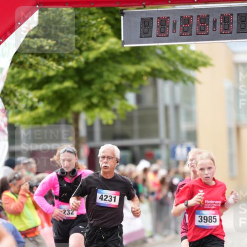 12.06.2026 - Holstenköstenlauf LAZAROV Photography http://msf.ph/oto/9740536 12.06.2026 17:55:59 Laufen 3013, 3198, 3964, 3985, 4008, 4231, 4232, 4277, 4287, 4853, 4863 meine-sportfotos.de