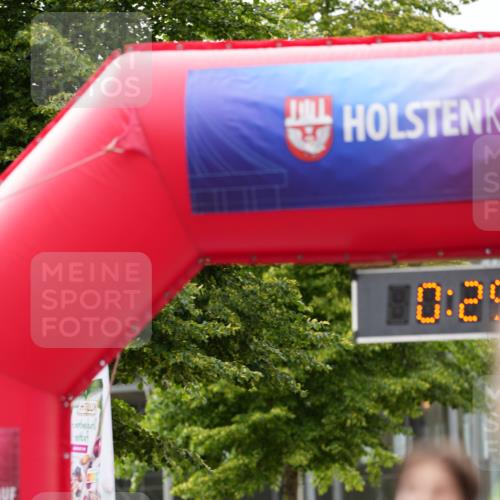 12.06.2026 - Holstenköstenlauf LAZAROV Photography http://msf.ph/oto/9740560 12.06.2026 17:55:36 Laufen 3048, 3258, 3403, 3982, 3990, 4032, 4290 meine-sportfotos.de