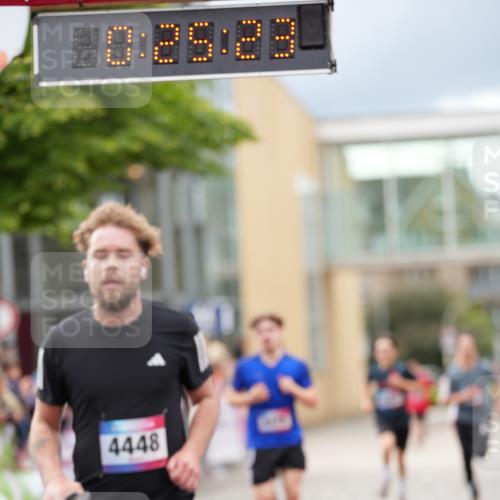 12.06.2026 - Holstenköstenlauf LAZAROV Photography http://msf.ph/oto/9740574 12.06.2026 17:55:21 Laufen 3148, 3308, 3672, 3673, 4062, 4063, 4448, 4466, 4473, 4478, 4569, 4849 meine-sportfotos.de