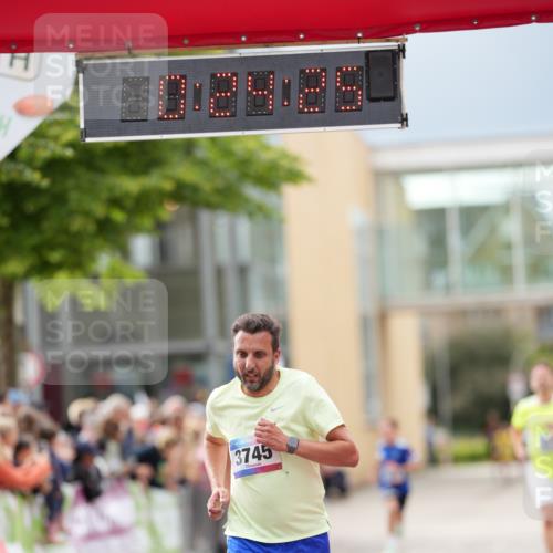 12.06.2026 - Holstenköstenlauf LAZAROV Photography http://msf.ph/oto/9740630 12.06.2026 17:54:23 Laufen 3025, 3745, 3882, 4061, 4484, 4634 meine-sportfotos.de