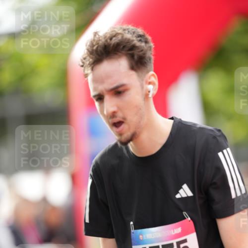 12.06.2026 - Holstenköstenlauf LAZAROV Photography http://msf.ph/oto/9740638 12.06.2026 17:54:17 Laufen 3025, 3724, 4484, 4713, 4775 meine-sportfotos.de