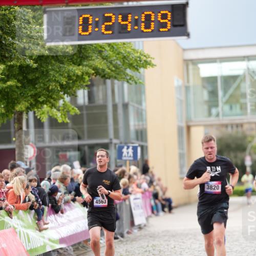 12.06.2026 - Holstenköstenlauf LAZAROV Photography http://msf.ph/oto/9740646 12.06.2026 17:54:07 Laufen 3285, 3678, 3724, 3820, 3951, 4542, 4563, 4722 meine-sportfotos.de