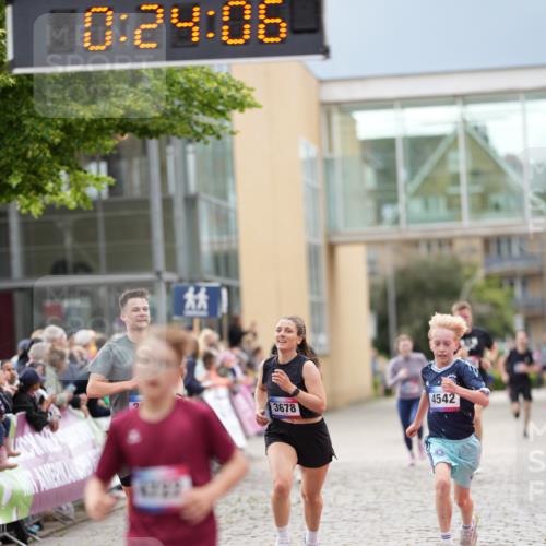12.06.2026 - Holstenköstenlauf LAZAROV Photography http://msf.ph/oto/9740651 12.06.2026 17:54:04 Laufen 3285, 3386, 3678, 3951, 4542, 4722, 4762 meine-sportfotos.de