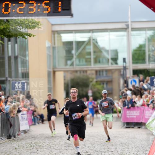 12.06.2026 - Holstenköstenlauf LAZAROV Photography http://msf.ph/oto/9740671 12.06.2026 17:53:49 Laufen 3152, 3336, 3453, 4455, 4462, 4550 meine-sportfotos.de