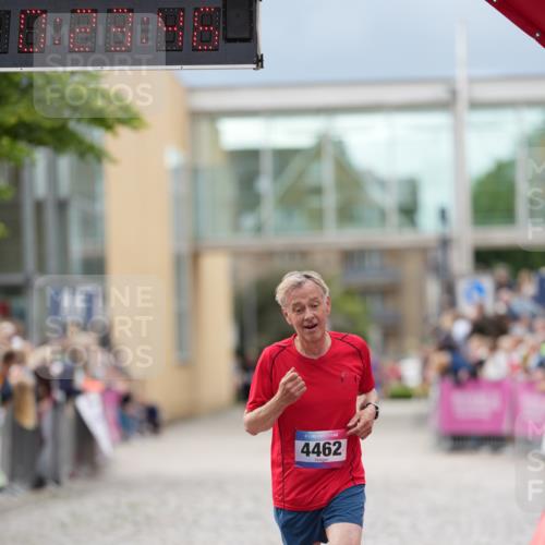 12.06.2026 - Holstenköstenlauf LAZAROV Photography http://msf.ph/oto/9740673 12.06.2026 17:53:44 Laufen 3152, 3995, 4000, 4447, 4462, 4925 meine-sportfotos.de