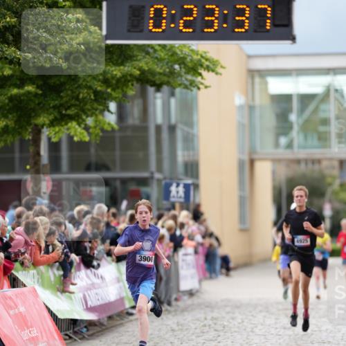 12.06.2026 - Holstenköstenlauf LAZAROV Photography http://msf.ph/oto/9740686 12.06.2026 17:53:35 Laufen 3445, 3900, 3906, 4925 meine-sportfotos.de