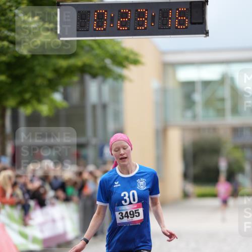 12.06.2026 - Holstenköstenlauf LAZAROV Photography http://msf.ph/oto/9740697 12.06.2026 17:53:14 Laufen 3495, 4042, 4060 meine-sportfotos.de