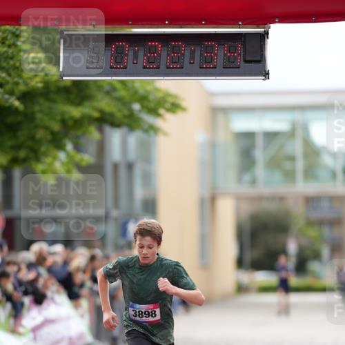 12.06.2026 - Holstenköstenlauf LAZAROV Photography http://msf.ph/oto/9740726 12.06.2026 17:52:32 Laufen 3898 meine-sportfotos.de