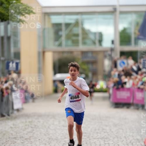 12.06.2026 - Holstenköstenlauf LAZAROV Photography http://msf.ph/oto/9740737 12.06.2026 17:52:04 Laufen 4463, 4568 meine-sportfotos.de