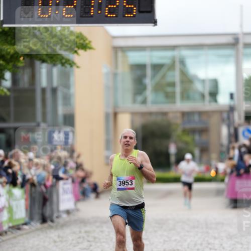 12.06.2026 - Holstenköstenlauf LAZAROV Photography http://msf.ph/oto/9740760 12.06.2026 17:51:23 Laufen 3953 meine-sportfotos.de