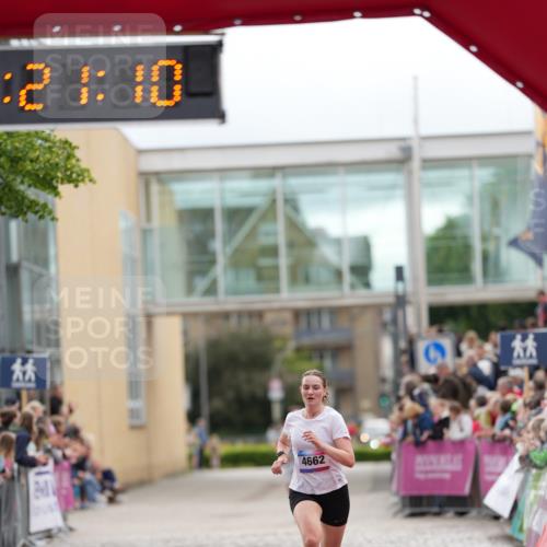 12.06.2026 - Holstenköstenlauf LAZAROV Photography http://msf.ph/oto/9740770 12.06.2026 17:51:08 Laufen 3570, 3859, 4662 meine-sportfotos.de