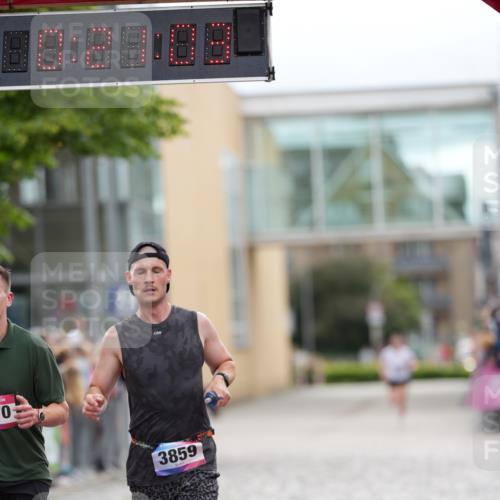 12.06.2026 - Holstenköstenlauf LAZAROV Photography http://msf.ph/oto/9740775 12.06.2026 17:51:01 Laufen 3570, 3859, 3876 meine-sportfotos.de