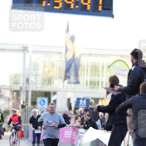 12.06.2026 - Holstenköstenlauf LAZAROV Photography http://msf.ph/oto/9740908 12.06.2026 20:34:39 Laufen 20, 0, 3221, 000, 000, 3, 223 meine-sportfotos.de