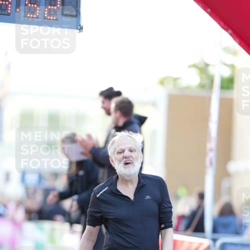 12.06.2026 - Holstenköstenlauf LAZAROV Photography http://msf.ph/oto/9740930 12.06.2026 20:34:50 Laufen 31, 3772, 3221, 3772 meine-sportfotos.de
