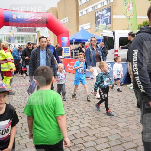 12.06.2026 - Holstenköstenlauf LAZAROV Photography http://msf.ph/oto/9740936 12.06.2026 15:02:59 Laufen 7506, 7521, 7088, 7177, 708 meine-sportfotos.de
