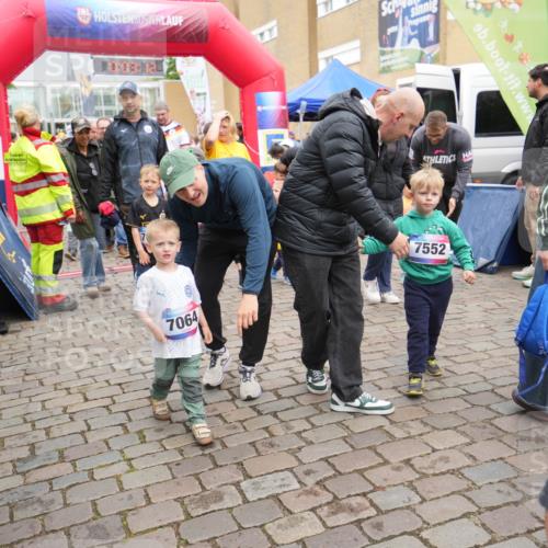 12.06.2026 - Holstenköstenlauf LAZAROV Photography http://msf.ph/oto/9740943 12.06.2026 15:03:13 Laufen 10, 03, 12, 7064, 7552, 54 meine-sportfotos.de