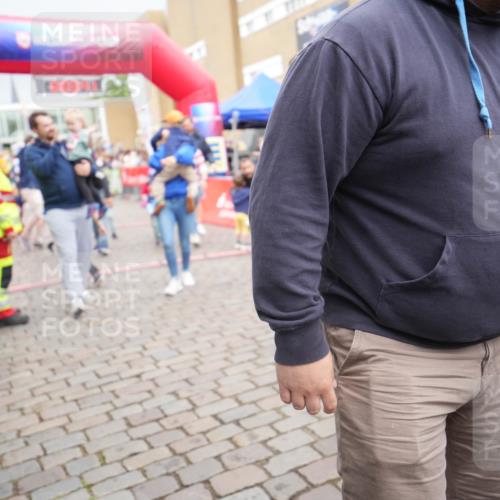 12.06.2026 - Holstenköstenlauf LAZAROV Photography http://msf.ph/oto/9740959 12.06.2026 15:03:41 Laufen 73 meine-sportfotos.de