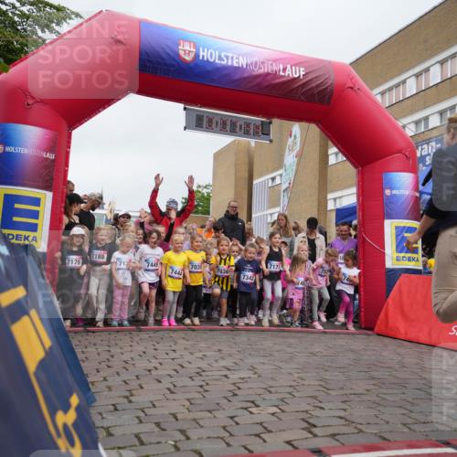 12.06.2026 - Holstenköstenlauf LAZAROV Photography http://msf.ph/oto/9740988 12.06.2026 15:07:50 Laufen 7188, 7171, 753, 7179, 712, 7449, 7035, 7036, 7444, 7342 meine-sportfotos.de