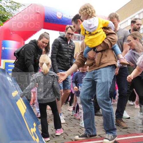 12.06.2026 - Holstenköstenlauf LAZAROV Photography http://msf.ph/oto/9741010 12.06.2026 15:10:43 Laufen 7094 meine-sportfotos.de