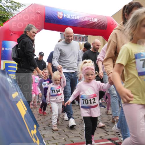 12.06.2026 - Holstenköstenlauf LAZAROV Photography http://msf.ph/oto/9741015 12.06.2026 15:10:51 Laufen 7000, 7134, 7244, 7012, 749 meine-sportfotos.de