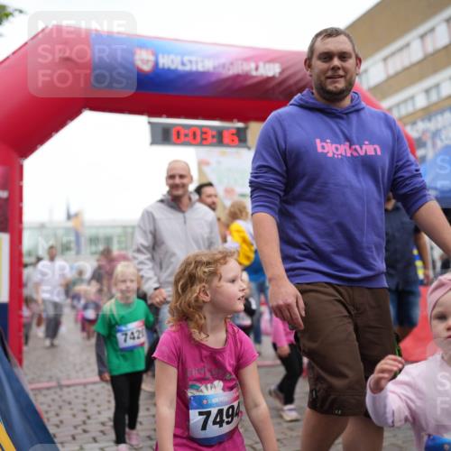 12.06.2026 - Holstenköstenlauf LAZAROV Photography http://msf.ph/oto/9741186 12.06.2026 15:13:46 Laufen 7420, 0, 03, 16, 36, 7494 meine-sportfotos.de