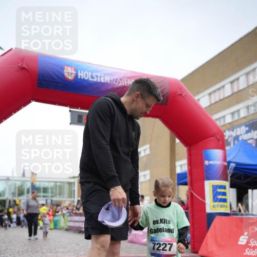 12.06.2026 - Holstenköstenlauf LAZAROV Photography http://msf.ph/oto/9741220 12.06.2026 15:15:06 Laufen 7227 meine-sportfotos.de