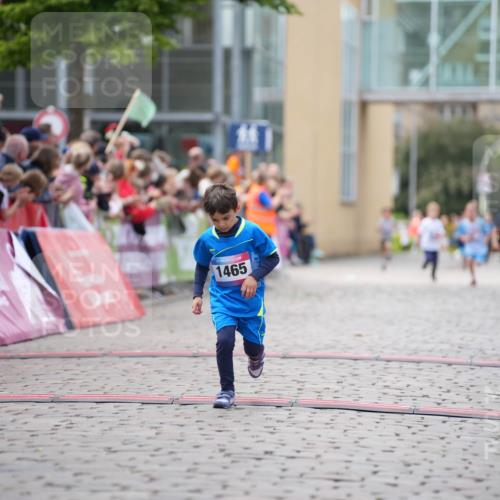 12.06.2026 - Holstenköstenlauf LAZAROV Photography http://msf.ph/oto/9741248 12.06.2026 15:36:19 Laufen 1465, 184, 1261, 1441, 1465 meine-sportfotos.de