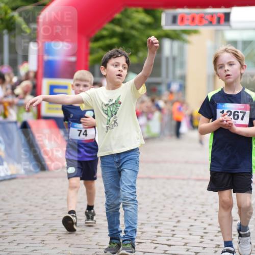 12.06.2026 - Holstenköstenlauf LAZAROV Photography http://msf.ph/oto/9741290 12.06.2026 15:36:49 Laufen 74, 1267, 111, 408 meine-sportfotos.de