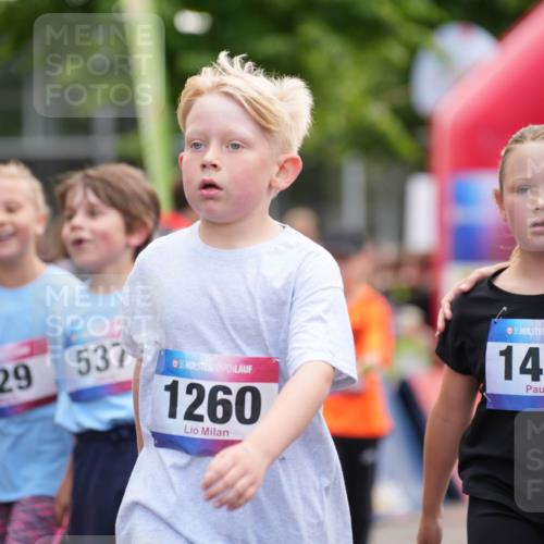 12.06.2026 - Holstenköstenlauf LAZAROV Photography http://msf.ph/oto/9741309 12.06.2026 15:37:09 Laufen 529, 537, 36, 1260, 36, 1450, 56, 81, 91, 187, 365, 530, 535, 762, 768, 1417 meine-sportfotos.de