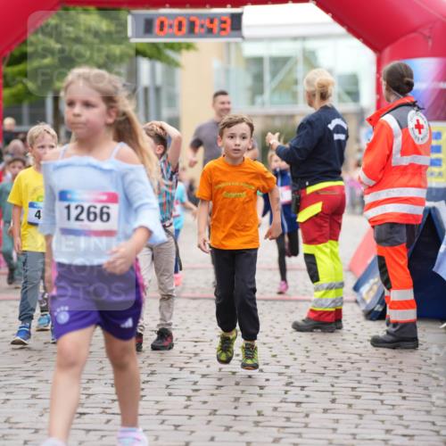 12.06.2026 - Holstenköstenlauf LAZAROV Photography http://msf.ph/oto/9741348 12.06.2026 15:37:45 Laufen 1376, 1266, 0, 0, 1, 43, 20, 31, 129, 144, 149, 363, 398, 410, 776, 1137, 1139, 1140, 1144, 1551, 1557 meine-sportfotos.de