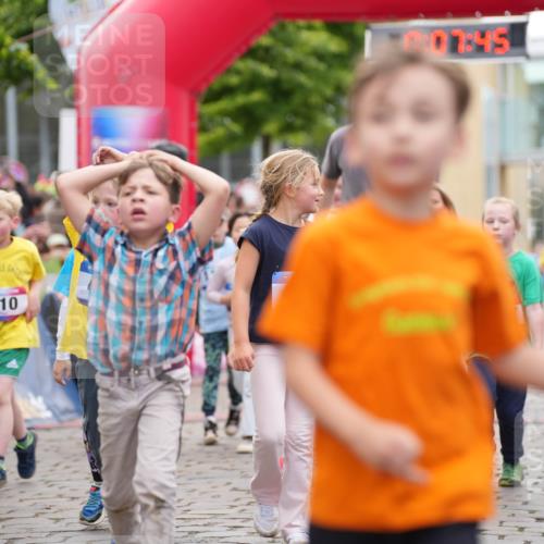 12.06.2026 - Holstenköstenlauf LAZAROV Photography http://msf.ph/oto/9741351 12.06.2026 15:37:47 Laufen 3, 1376, 410, 7, 45, 1551, 31, 129, 144, 149, 398, 410, 531, 539, 1137, 1139, 1140, 1144, 1551 meine-sportfotos.de