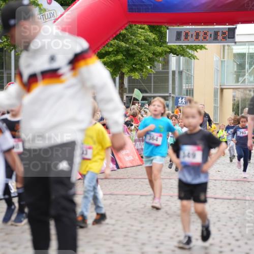 12.06.2026 - Holstenköstenlauf LAZAROV Photography http://msf.ph/oto/9741376 12.06.2026 15:38:14 Laufen 364, 349, 793, 24, 40, 139, 185, 350, 351, 364, 399, 524, 771, 793, 1011, 1364, 1462 meine-sportfotos.de