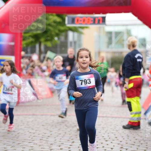 12.06.2026 - Holstenköstenlauf LAZAROV Photography http://msf.ph/oto/9741383 12.06.2026 15:38:19 Laufen 4, 1364, 0, 00, 1, 793, 24, 40, 105, 139, 185, 351, 399, 407, 1146, 1364, 1462, 1520 meine-sportfotos.de