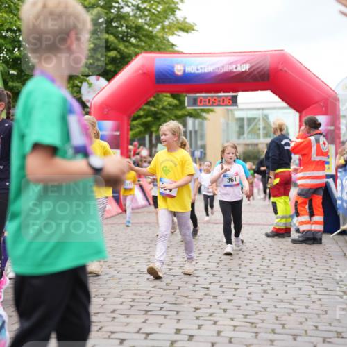 12.06.2026 - Holstenköstenlauf LAZAROV Photography http://msf.ph/oto/9741426 12.06.2026 15:39:08 Laufen 93, 33, 63, 1371, 0, 09, 06, 361, 101, 134, 135, 527, 528, 766, 785, 791, 921, 922, 1265, 1377, 1414, 1522 meine-sportfotos.de