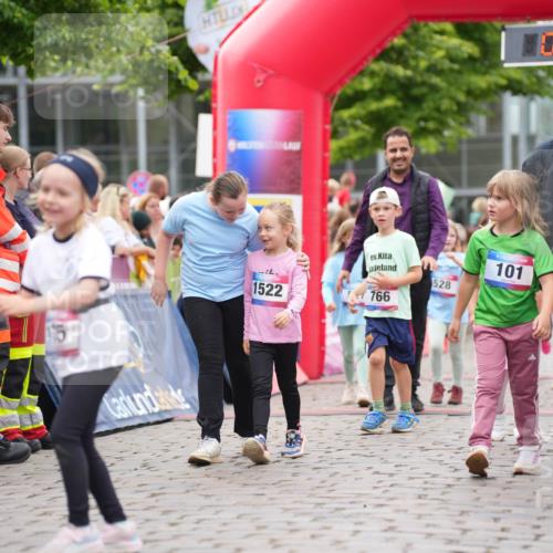 12.06.2026 - Holstenköstenlauf LAZAROV Photography http://msf.ph/oto/9741437 12.06.2026 15:39:17 Laufen 79, 528, 1522, 766, 101, 10, 09, 15, 54, 104, 134, 527, 528, 534, 540, 766, 1374, 1414, 1420 meine-sportfotos.de