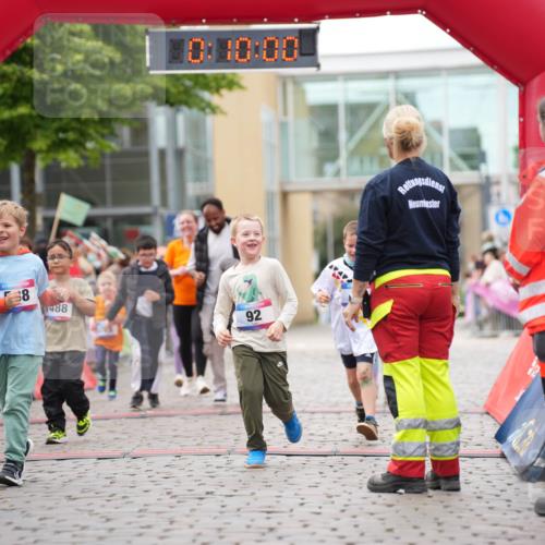12.06.2026 - Holstenköstenlauf LAZAROV Photography http://msf.ph/oto/9741485 12.06.2026 15:40:02 Laufen 536, 8, 10, 10, 00, 1488, 92, 310, 82, 92, 405, 538, 765, 782, 786, 1479, 1488 meine-sportfotos.de