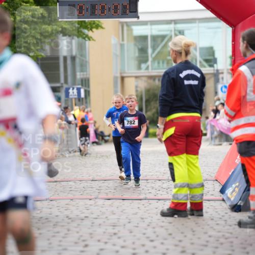 12.06.2026 - Holstenköstenlauf LAZAROV Photography http://msf.ph/oto/9741495 12.06.2026 15:40:09 Laufen 14, 782, 782, 786 meine-sportfotos.de