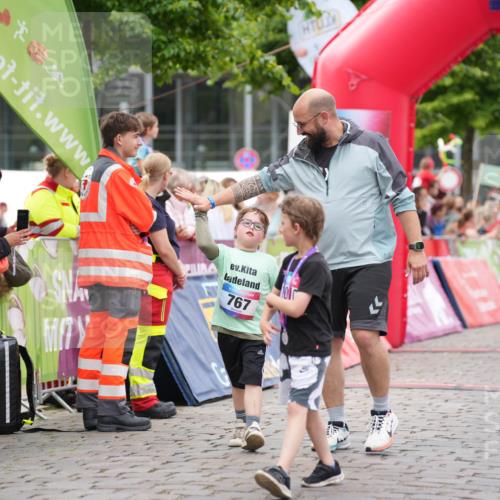 12.06.2026 - Holstenköstenlauf LAZAROV Photography http://msf.ph/oto/9741521 12.06.2026 15:41:02 Laufen 767, 88 meine-sportfotos.de