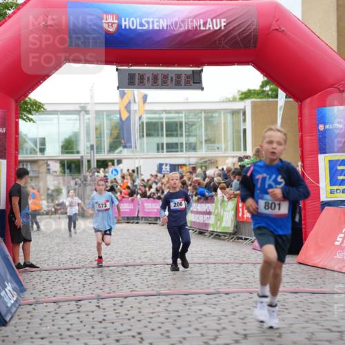 12.06.2026 - Holstenköstenlauf LAZAROV Photography http://msf.ph/oto/9741593 12.06.2026 16:05:47 Laufen 801, 5, 573, 200, 200, 573, 801, 806, 1013 meine-sportfotos.de
