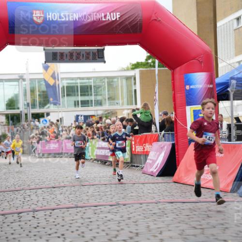 12.06.2026 - Holstenköstenlauf LAZAROV Photography http://msf.ph/oto/9741605 12.06.2026 16:05:59 Laufen 1258, 802, 1421, 00, 113, 431, 437, 802, 807, 1230, 1258, 1421 meine-sportfotos.de