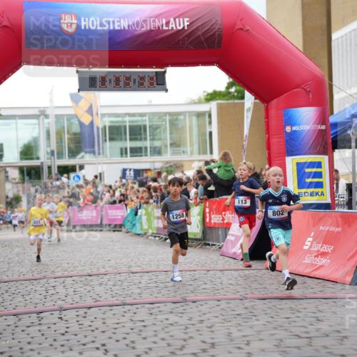 12.06.2026 - Holstenköstenlauf LAZAROV Photography http://msf.ph/oto/9741607 12.06.2026 16:06:00 Laufen 1258, 113, 802, 113, 431, 437, 802, 807, 1230, 1258, 1421 meine-sportfotos.de