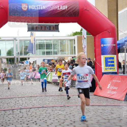 12.06.2026 - Holstenköstenlauf LAZAROV Photography http://msf.ph/oto/9741625 12.06.2026 16:06:12 Laufen 424, 1004, 196, 1251, 5, 199, 57, 155, 196, 199, 344, 424, 813, 1004, 1251, 1451, 1517 meine-sportfotos.de