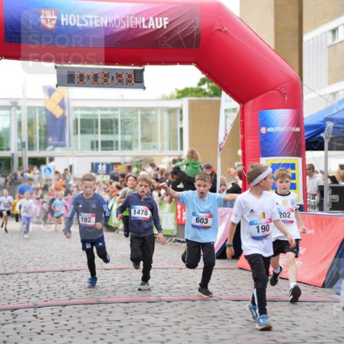 12.06.2026 - Holstenköstenlauf LAZAROV Photography http://msf.ph/oto/9741658 12.06.2026 16:06:31 Laufen 192, 52, 1478, 138, 202, 603, 190, 308, 147, 192, 193, 202, 204, 455, 571, 1003, 1231, 1257, 1337, 1385, 1405, 1527 meine-sportfotos.de