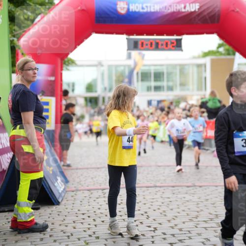 12.06.2026 - Holstenköstenlauf LAZAROV Photography http://msf.ph/oto/9741713 12.06.2026 16:07:04 Laufen 0, 0, 1, 02, 44, 317, 939, 320, 443, 452, 557, 562, 1017, 1247, 1345, 1382, 1487 meine-sportfotos.de