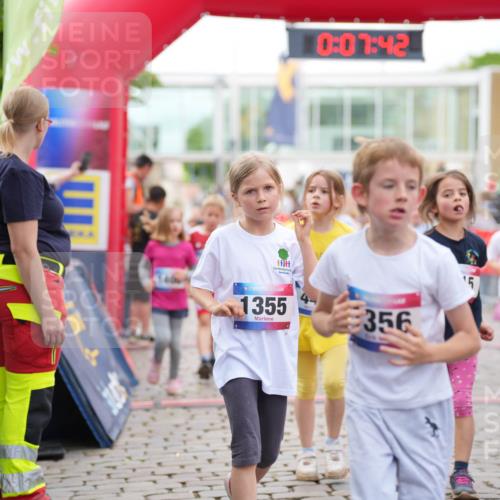 12.06.2026 - Holstenköstenlauf LAZAROV Photography http://msf.ph/oto/9741772 12.06.2026 16:07:44 Laufen 36, 1355, 0, 07, 42, 356, 13, 15, 9, 153, 158, 195, 345, 414, 441, 444, 546, 547, 553, 814, 815, 821, 1128, 1221, 1241, 1248, 1334, 1335, 1336, 1407, 1408, 1411 meine-sportfotos.de