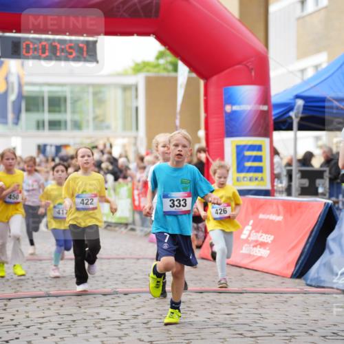 12.06.2026 - Holstenköstenlauf LAZAROV Photography http://msf.ph/oto/9741792 12.06.2026 16:07:59 Laufen 17, 450, 10, 07, 57, 422, 333, 426, 333, 417, 422, 426, 450, 559, 561, 769, 812, 817, 819, 1123, 1246, 1343, 1348, 1349, 1353, 1386 meine-sportfotos.de